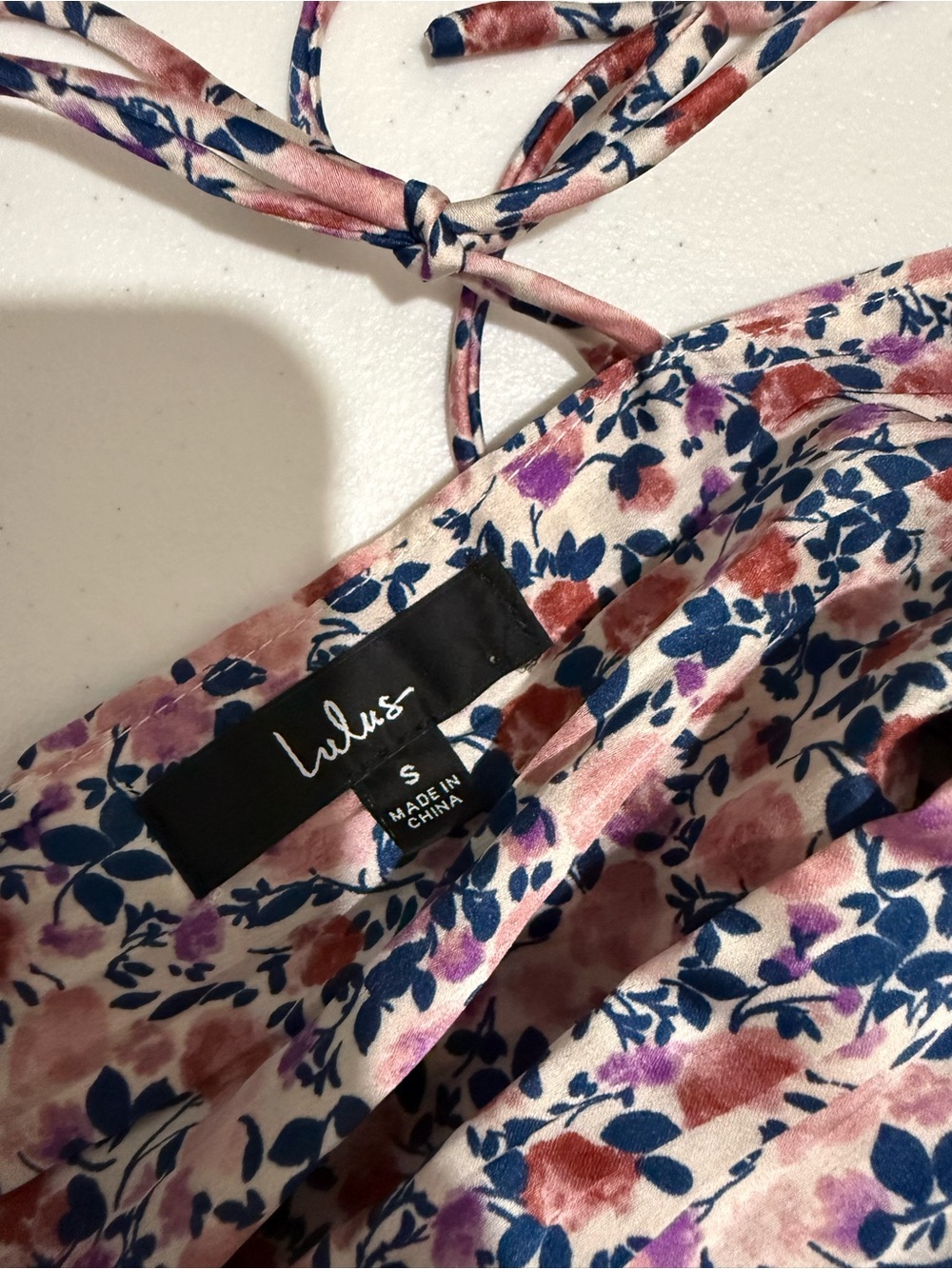 Lulus Pink Floral Mini Dress Size Small V Neck Empire Waist Boho Cottagecore - Picture 4 of 4